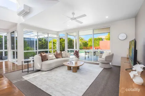 Property photo of 208 Kiora Road Yowie Bay NSW 2228