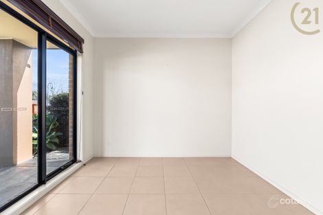 Property photo of 35 Tyrell Place Berwick VIC 3806