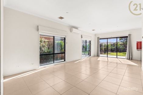 Property photo of 35 Tyrell Place Berwick VIC 3806