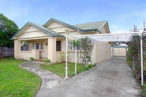 16 Nicholas St, Newtown, VIC 3220