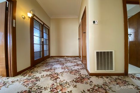 Property photo of 31 Ellenvale Avenue Pascoe Vale South VIC 3044