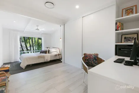 Property photo of 4 Evergreen Drive Elanora QLD 4221
