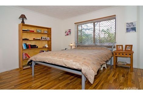 Property photo of 2/70 Jellicoe Street Coorparoo QLD 4151