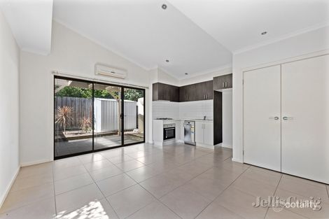 2/5 Dickens St, Heidelberg Heights, VIC 3081