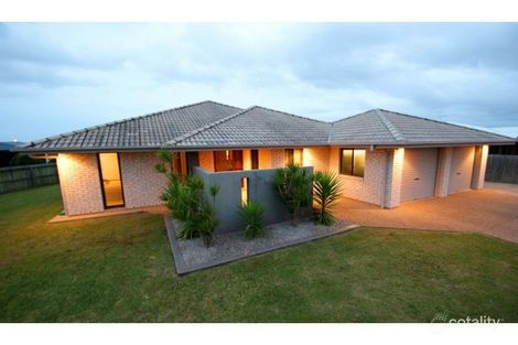 25 Santina Dr, Kalkie, QLD 4670