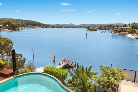 Property photo of 4 Daley Avenue Daleys Point NSW 2257