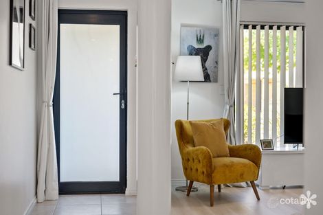 Property photo of 9 The Fairway Jandakot WA 6164