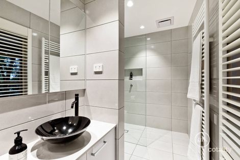 Property photo of 18 Calendonia Drive Eltham North VIC 3095