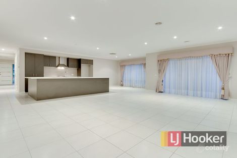Property photo of 21 Sagan Drive Cranbourne North VIC 3977