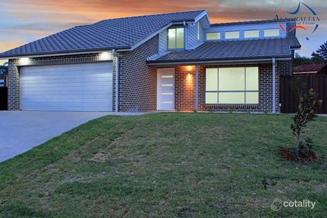 1/6 Edmund Blackett Cl, St Clair, NSW 2759