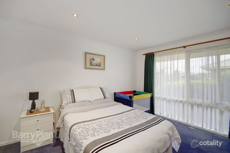 2/6 Waratah Pl, Grovedale, VIC 3216