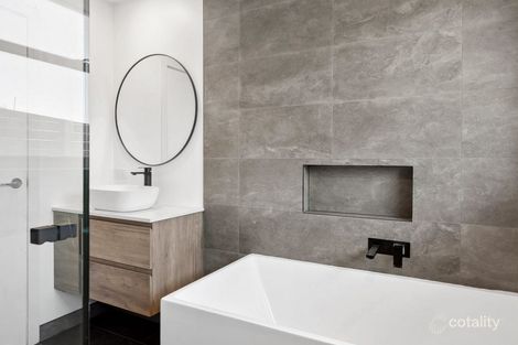 Property photo of 15 Melinga Crescent Mornington VIC 3931