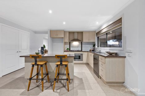 Property photo of 6 Moonlight Rise Cranbourne East VIC 3977