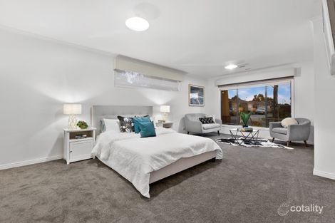 Property photo of 6 Moonlight Rise Cranbourne East VIC 3977