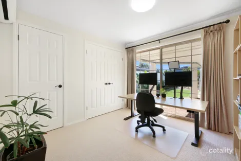 Property photo of 29 Charolais Crescent Benowa QLD 4217