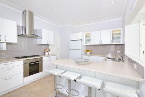 9 Johnston Ave, Kirrawee, NSW 2232