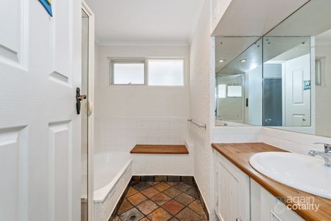 Property photo of 13 Shamrock Road Hallett Cove SA 5158