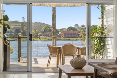 29/13 SHRIKE CT, BURLEIGH WATERS, QLD 4220
