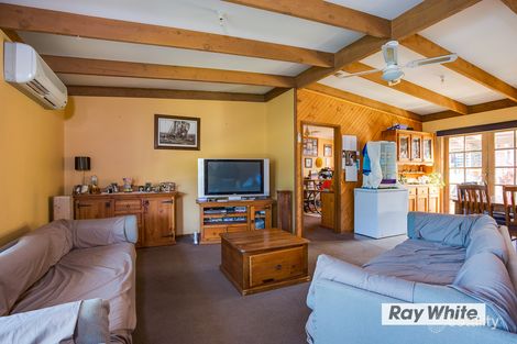 Property photo of 19 Hillview Avenue Rye VIC 3941