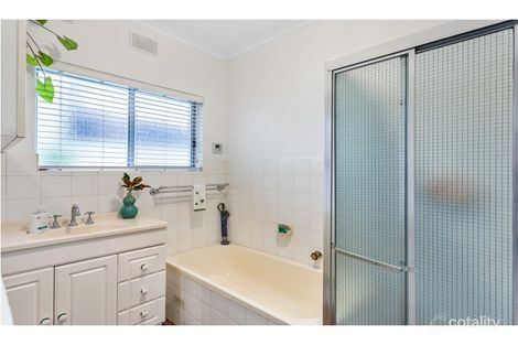 Property photo of 4 Willow Court Fulham Gardens SA 5024