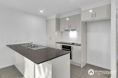 Property photo of 32/3 Broadleaf Parade Redbank QLD 4301