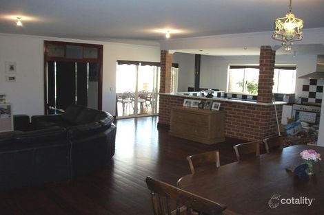 Property photo of 37 Claymore Loop Dalyellup WA 6230