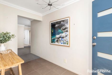 Property photo of 82 Pershing Place Tanilba Bay NSW 2319