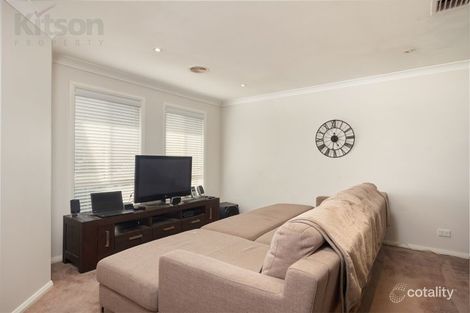Property photo of 24 Bedervale Street Bourkelands NSW 2650