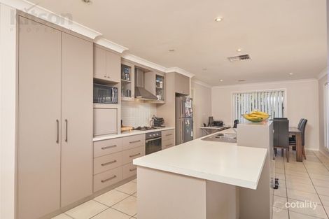 Property photo of 24 Bedervale Street Bourkelands NSW 2650