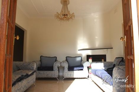 38 Renown Ave, Wiley Park, NSW 2195