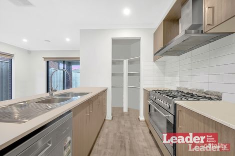 Property photo of 40 Aberfeldy Grove Wollert VIC 3750