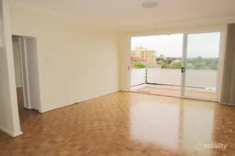 33/3 Ocean St N, Bondi, NSW 2026