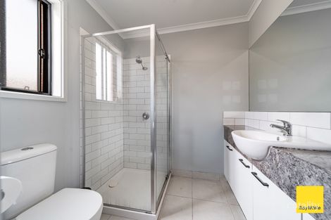 Property photo of 3 Kingfisher Avenue Kangaroo Flat VIC 3555