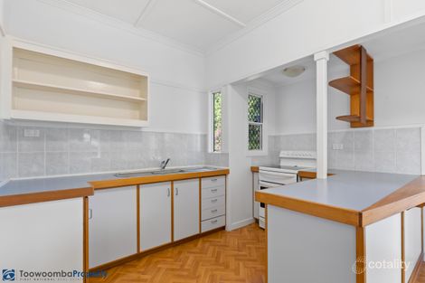 Property photo of 8 Dunkley Street South Toowoomba QLD 4350