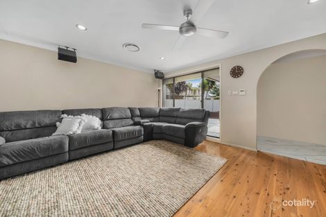 Property photo of 23 Alexander Crescent Macquarie Fields NSW 2564