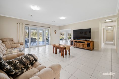 Property photo of 11 Greendale Close Nowra Hill NSW 2540