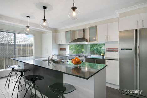 Property photo of 1 Krystelle Close Oxley QLD 4075