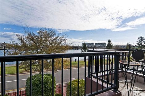 Property photo of 16 Knapman Crescent Port Adelaide SA 5015