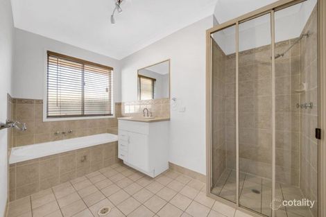 Property photo of 3 Hamilton Drive Clinton QLD 4680
