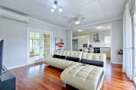 Property photo of 34 Boundary Road Indooroopilly QLD 4068