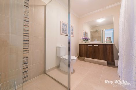 Property photo of 32 Merritt Avenue Cranbourne West VIC 3977