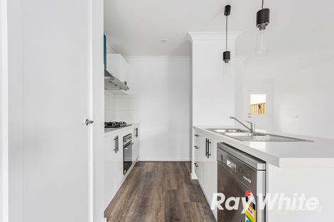 Property photo of 27 Station Street Pakenham VIC 3810