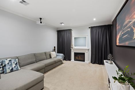 Property photo of 25 Divagate Avenue Doreen VIC 3754