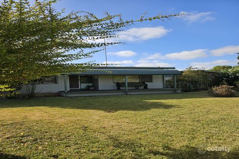 3 Flanagan Way, Dongara, WA 6525