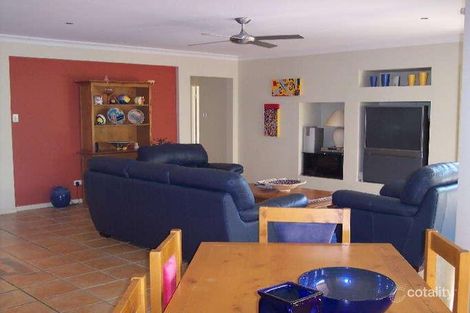 Property photo of 11 Portreeves Place Arundel QLD 4214