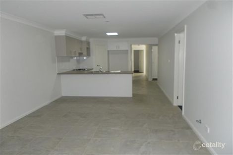 Property photo of 32A Lansdowne Drive Dubbo NSW 2830