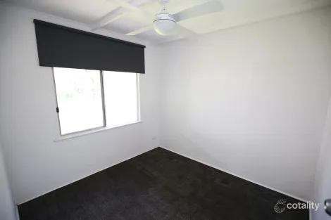 Property photo of 8 Glen Street Macleay Island QLD 4184