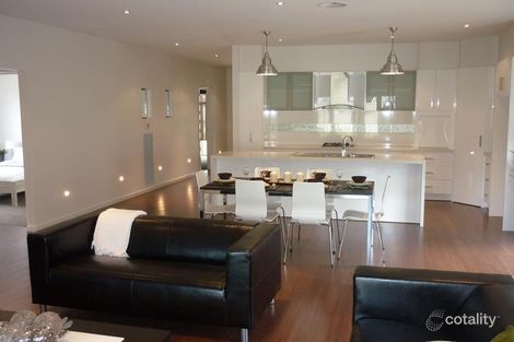 Property photo of 32 Barnett Drive Kangaroo Flat VIC 3555