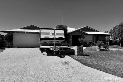 24 Mayfair Mews, Meadow Springs, WA 6210