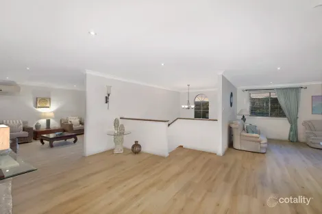 Property photo of 28 Tallowood Crescent Erina NSW 2250